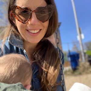 Meet your Posher, Laura